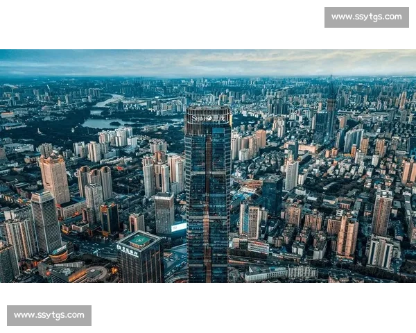 818 人决战 474 米云端！上海环球金融中心垂马开跑